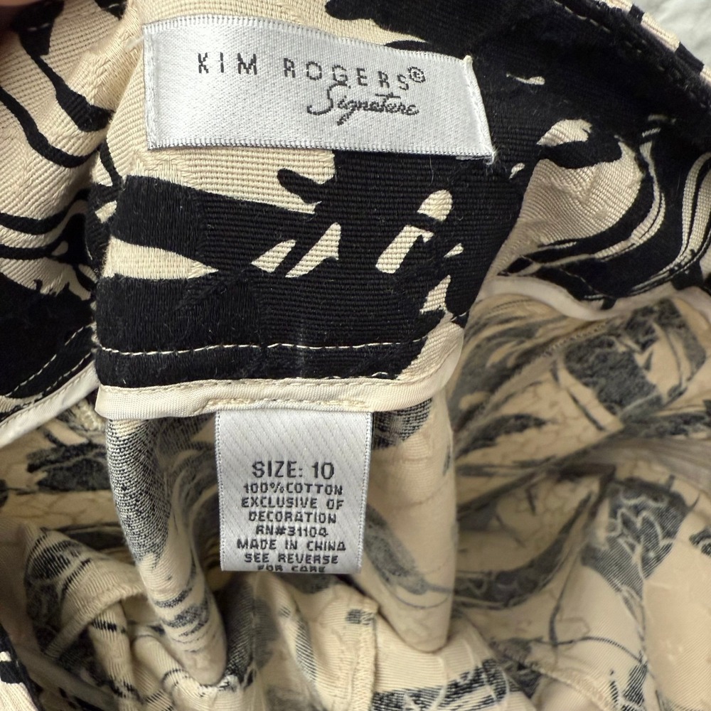 Kim Rogers Blackβ and Cream Floral A-Line Skirt Size 10 - Picture 7 of 7